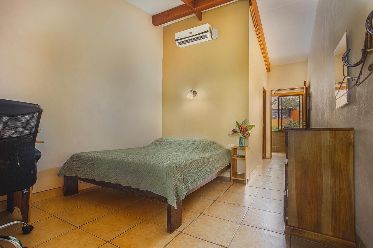 Hotel La Hacienda Quesada  Buitenkant foto