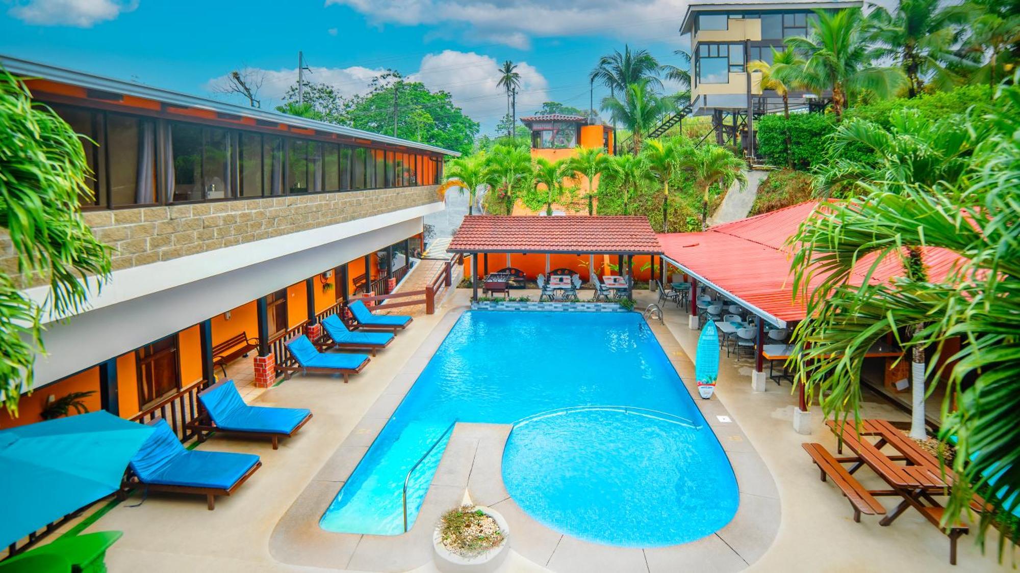 Hotel La Hacienda Quesada  Buitenkant foto