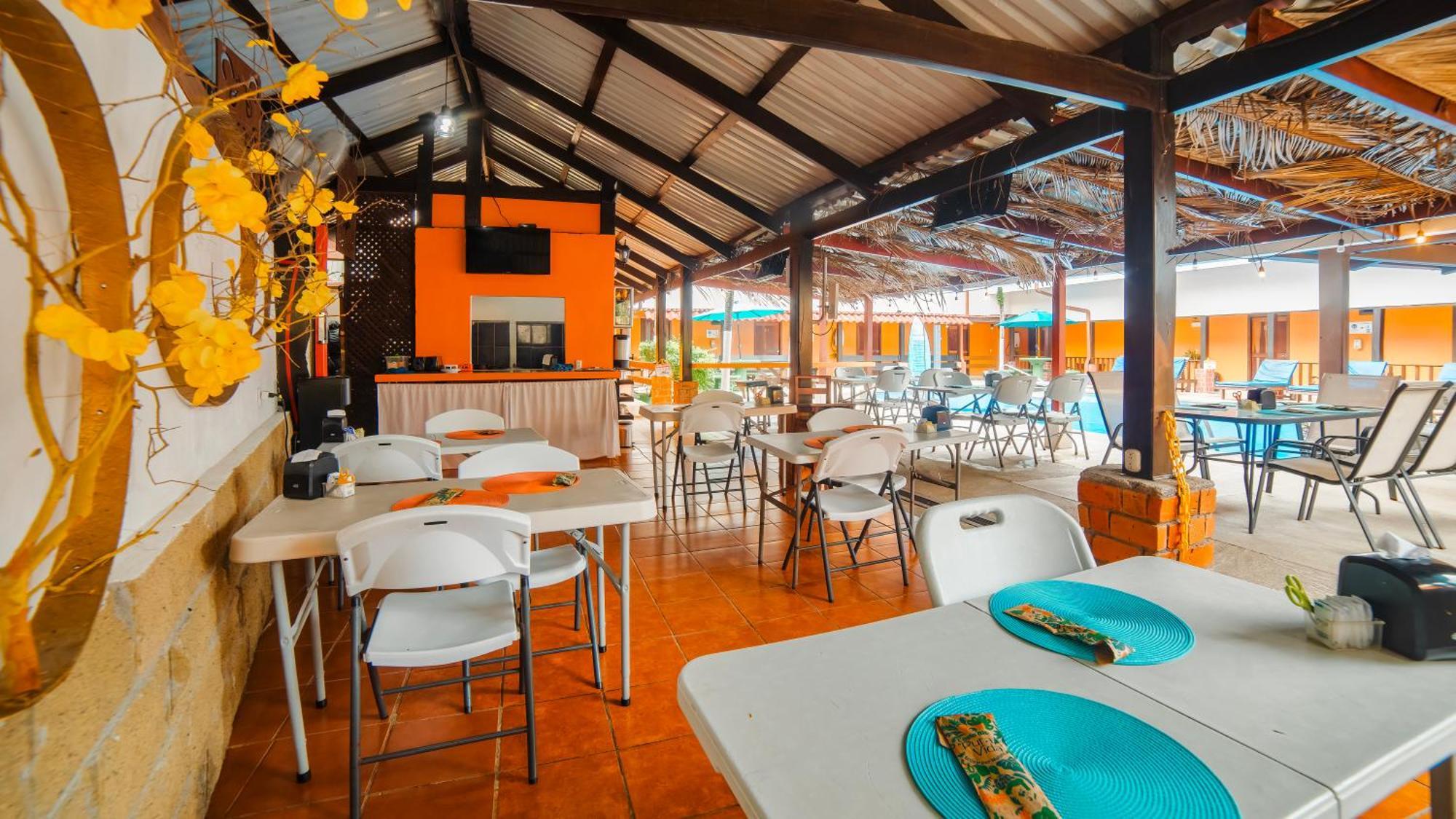 Hotel La Hacienda Quesada  Buitenkant foto
